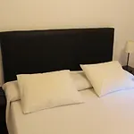 Isabella's House Apartahotel
