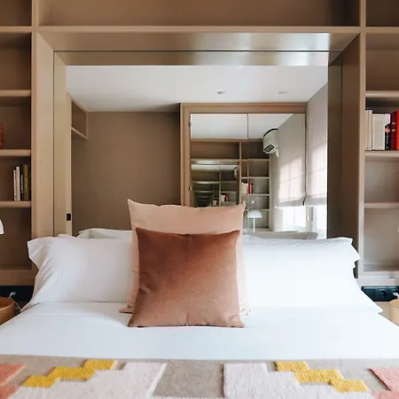 Isabella's House Aparthotel Barcellona